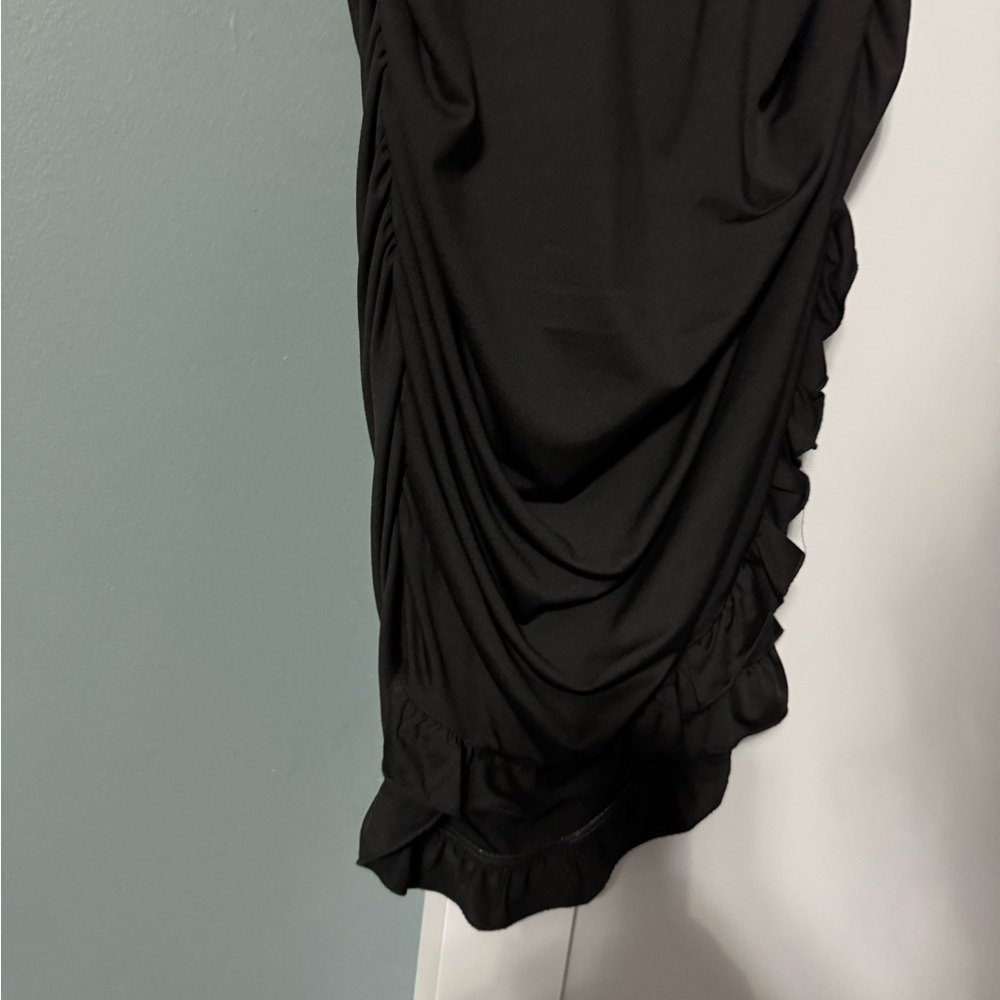 Classic Black Wrap-Style Women's Dress Ruching bottom side ruffle. Never worn - Picture 5 of 6